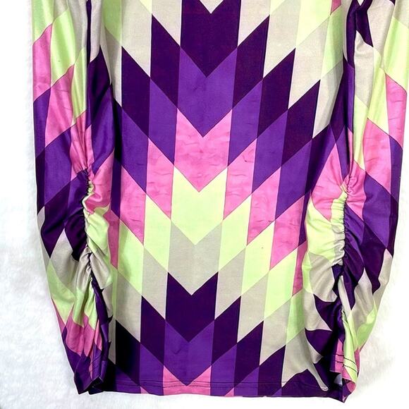 LOVEUDEAR 1XL Geometric Print Tank Top NWOT With Gathered Sides Stretchy Comf… - Picture 12 of 12